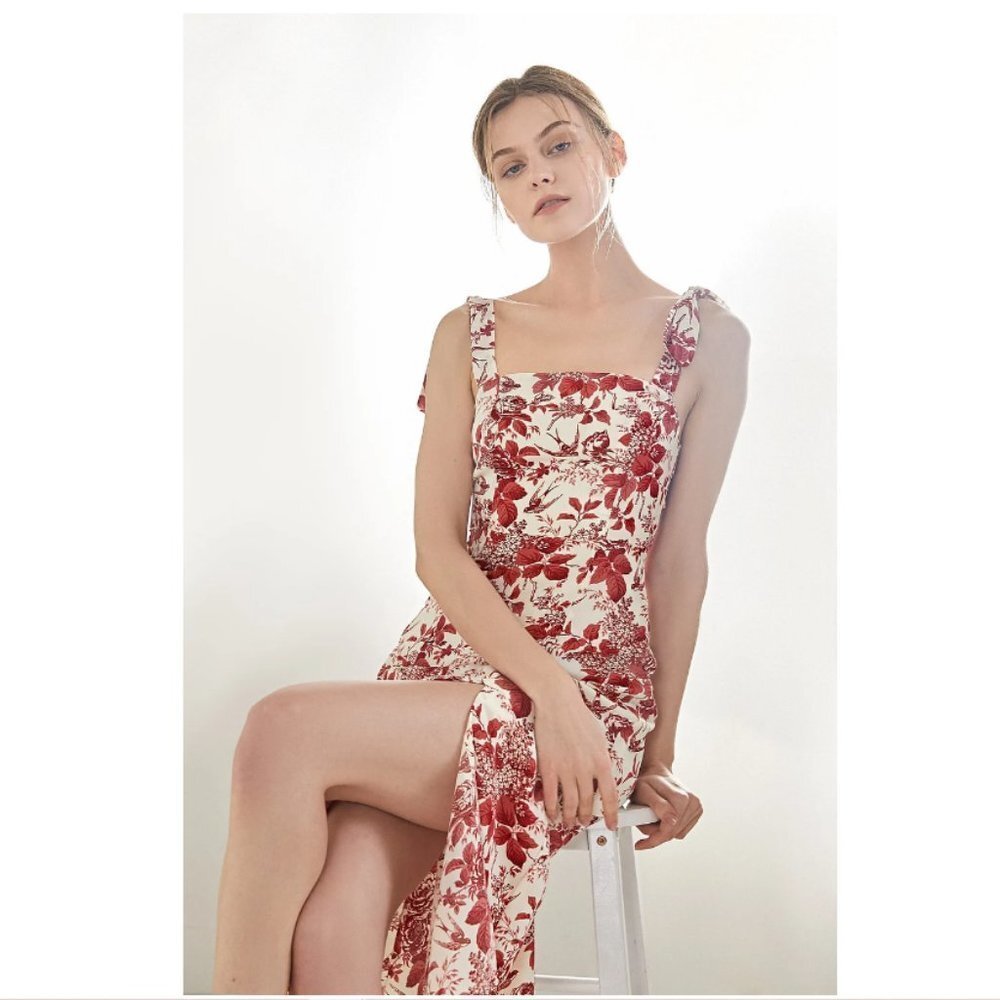 J.ing Dark Red Floral Print Tie Strap Slit Hem Midi Dress